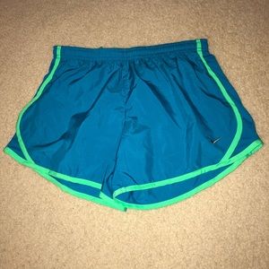 Nike Girls Dry Tempo Running Shorts